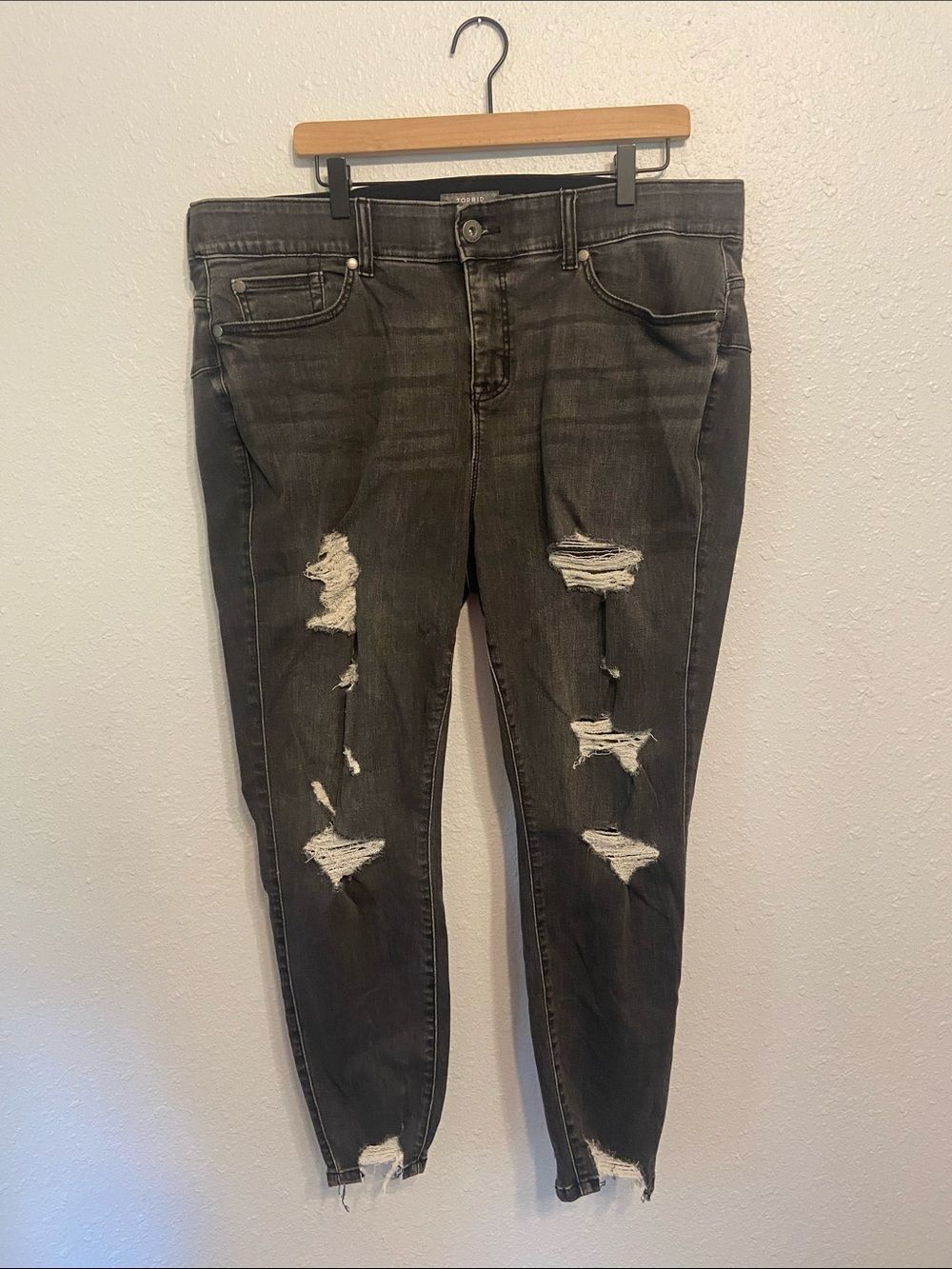 Torrid Faded Black Distressed Bombshell Skinny Jeans Size 20R